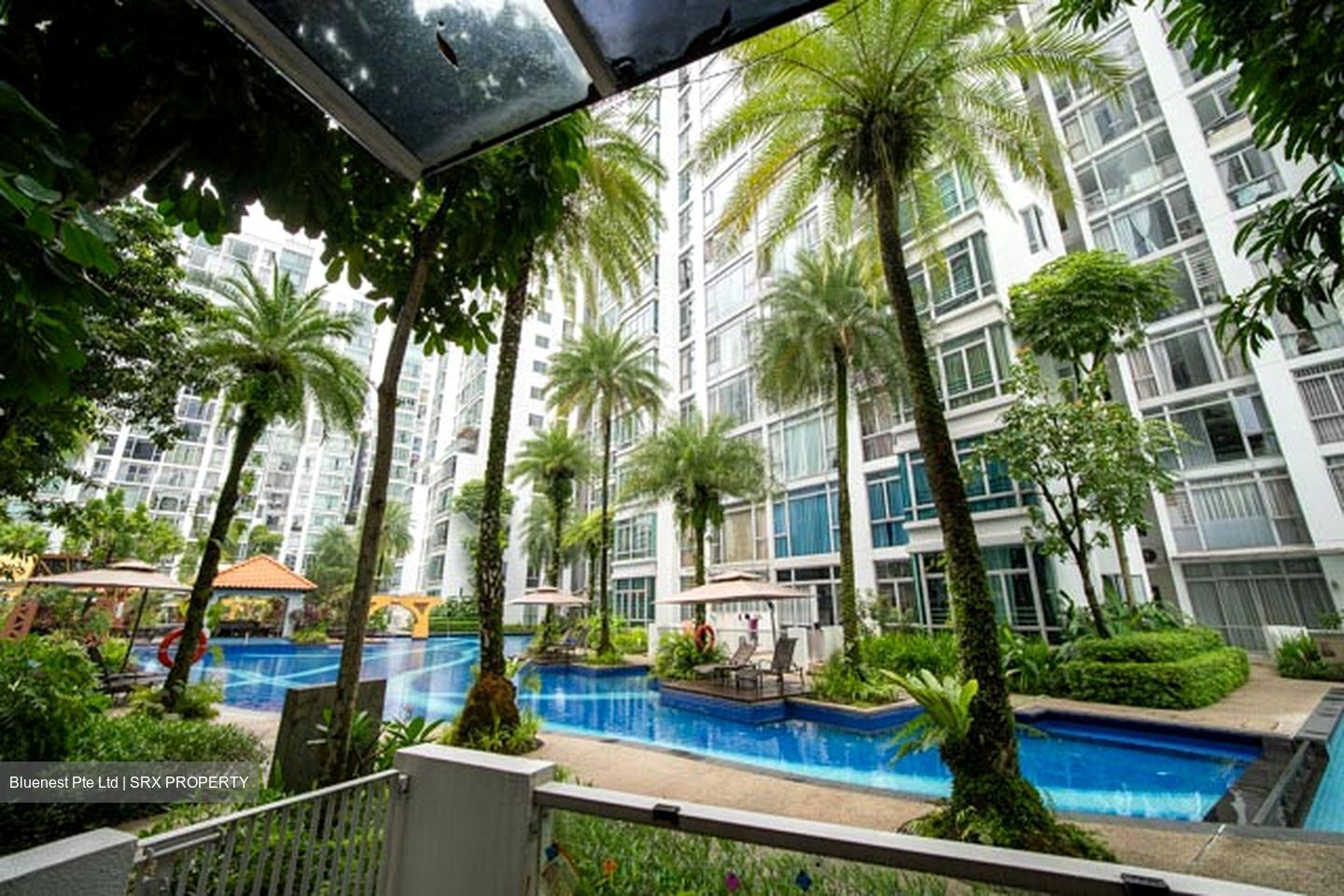 The Lakeshore (D22), Condominium #571712041